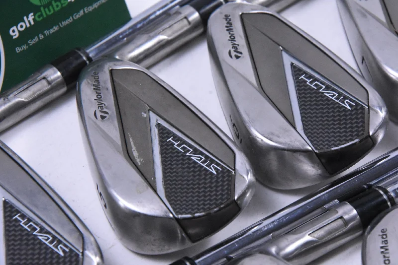 Taylormade Stealth Irons / 4-PW+GW / Regular Flex KBS MAX MT 85 Shafts