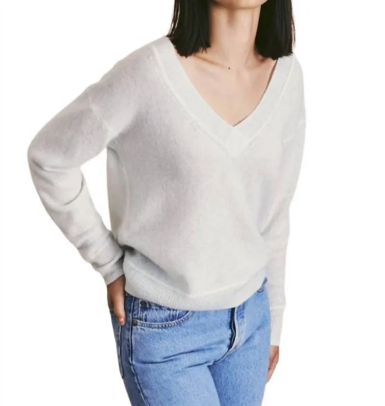 Natia Cashmere Sweater In Light Sky Bluie