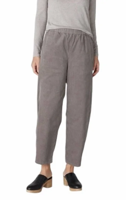 Ankle Length Lantern Pant With Pockets In Taupe