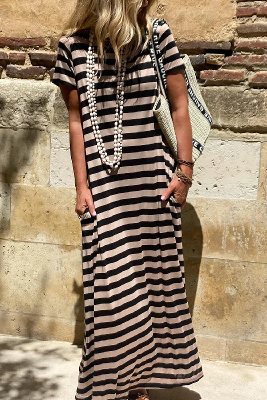 Black Striped Side Pockets T-shirt Maxi Dress