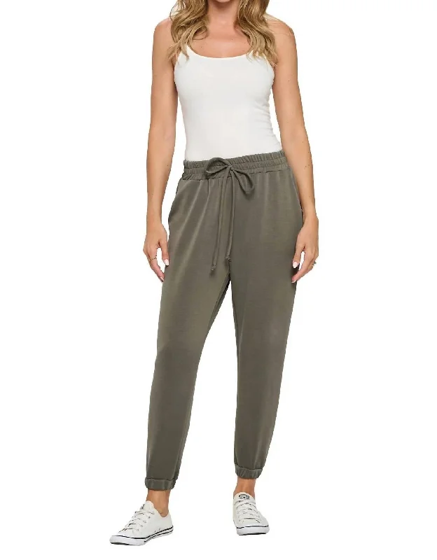 Drawstring Jogger Pants In Olive