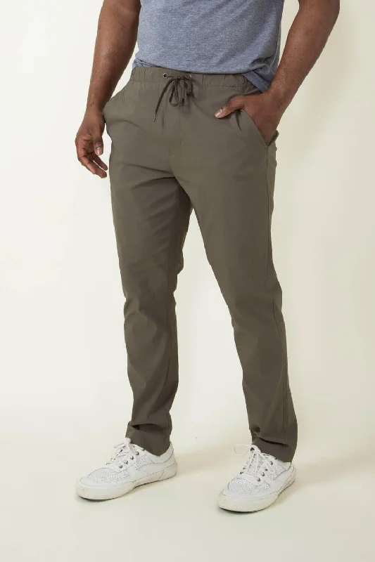 Copper & Oak Elastic File Tech Jogger Pants for Men in Mushroom Green | K4S4164-MUSHROOM